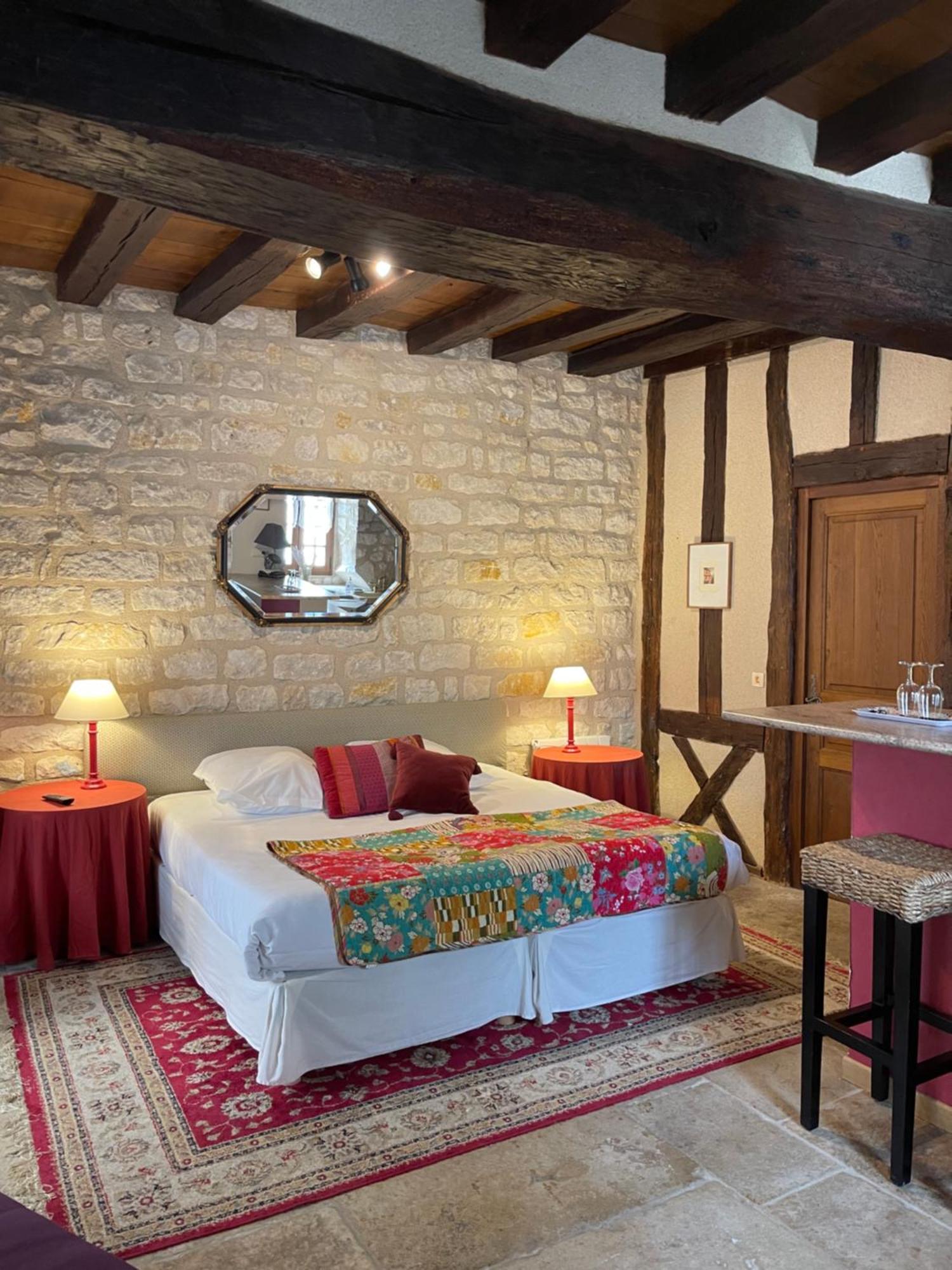 La Maison D'Alienor - Gites De Caractere A Chablis - 89 Buitenkant foto